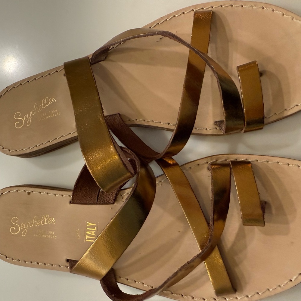 Seychelles Women's Metallic Gold and Brown Sandals